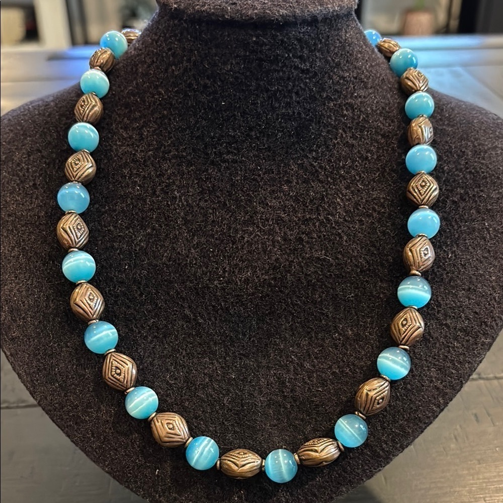 Vintage Blue Opal Cats Eye Bronze Beaded Bead Necklace​